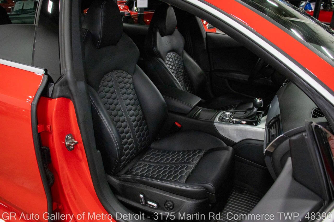 Used 2016 Audi RS 7 Prestige image 39