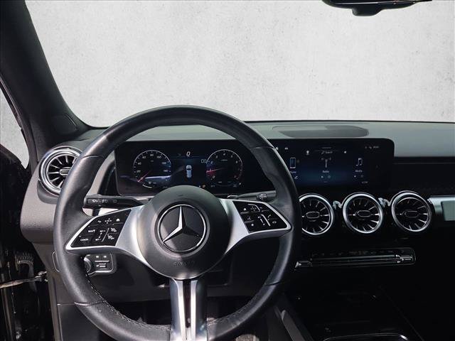 Used 2024 Mercedes-Benz GLB 250 image 13