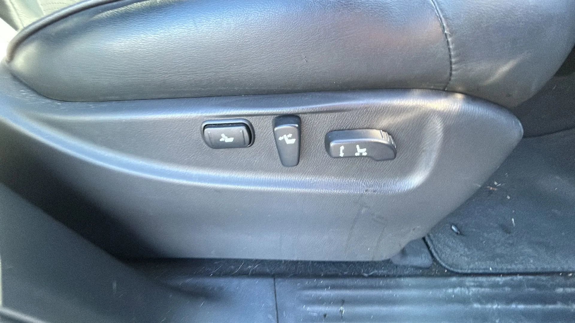 Used 2015 INFINITI QX80 4WD w/ Theater Package image 14