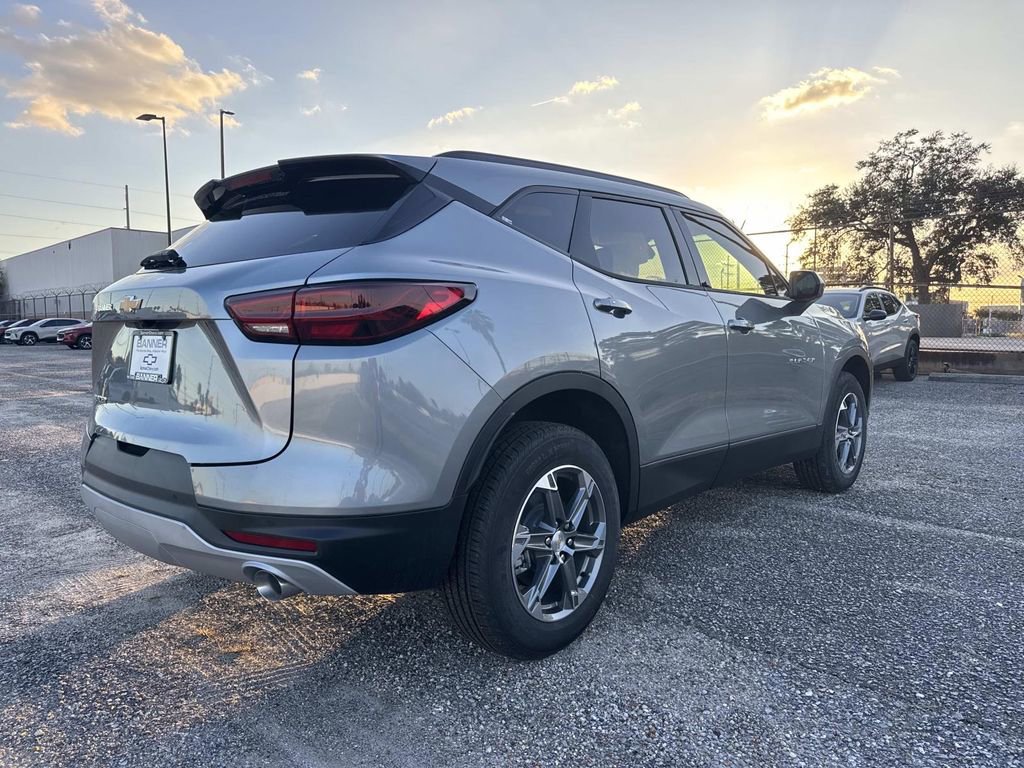 New 2026 Chevrolet Blazer LT image 7
