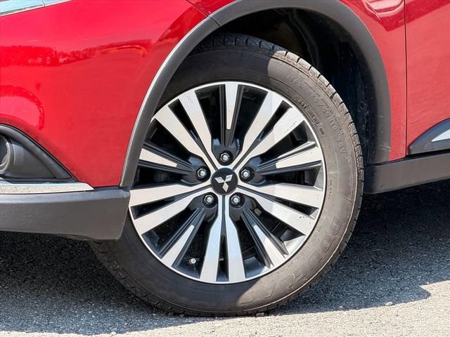 Used 2020 Mitsubishi Outlander AWD image 34