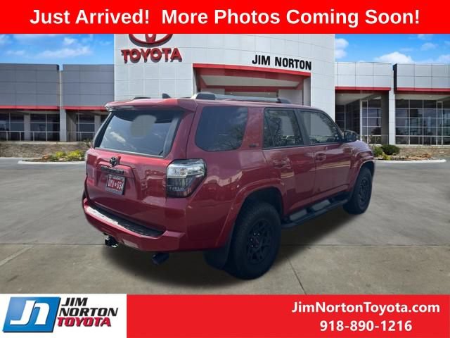 Used 2023 Toyota 4Runner SR5 Premium w/ Moonroof Package AWD/4WD image 6