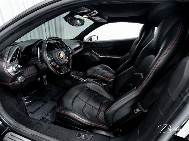 Used 2016 Ferrari 488 GTB RWD image 34