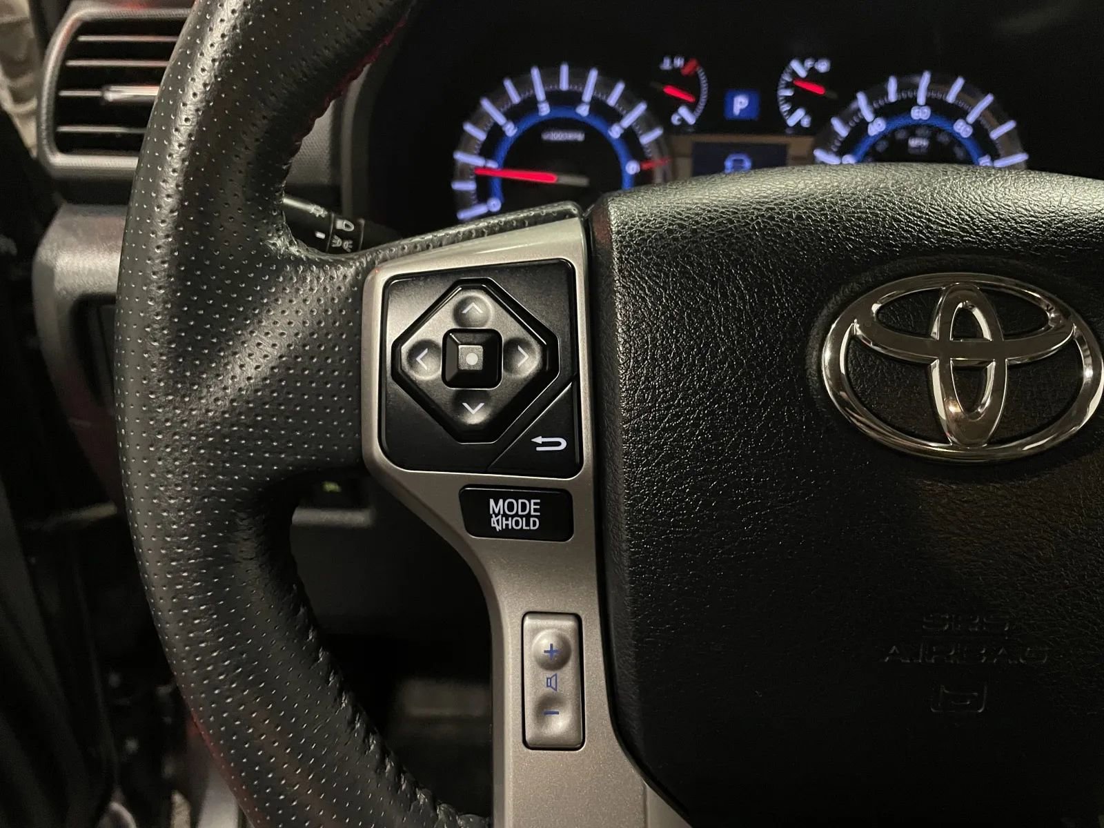Used 2019 Toyota 4Runner Limited image 22