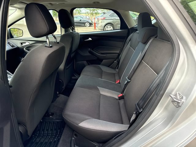 Used 2012 Ford Focus SE FWD image 8