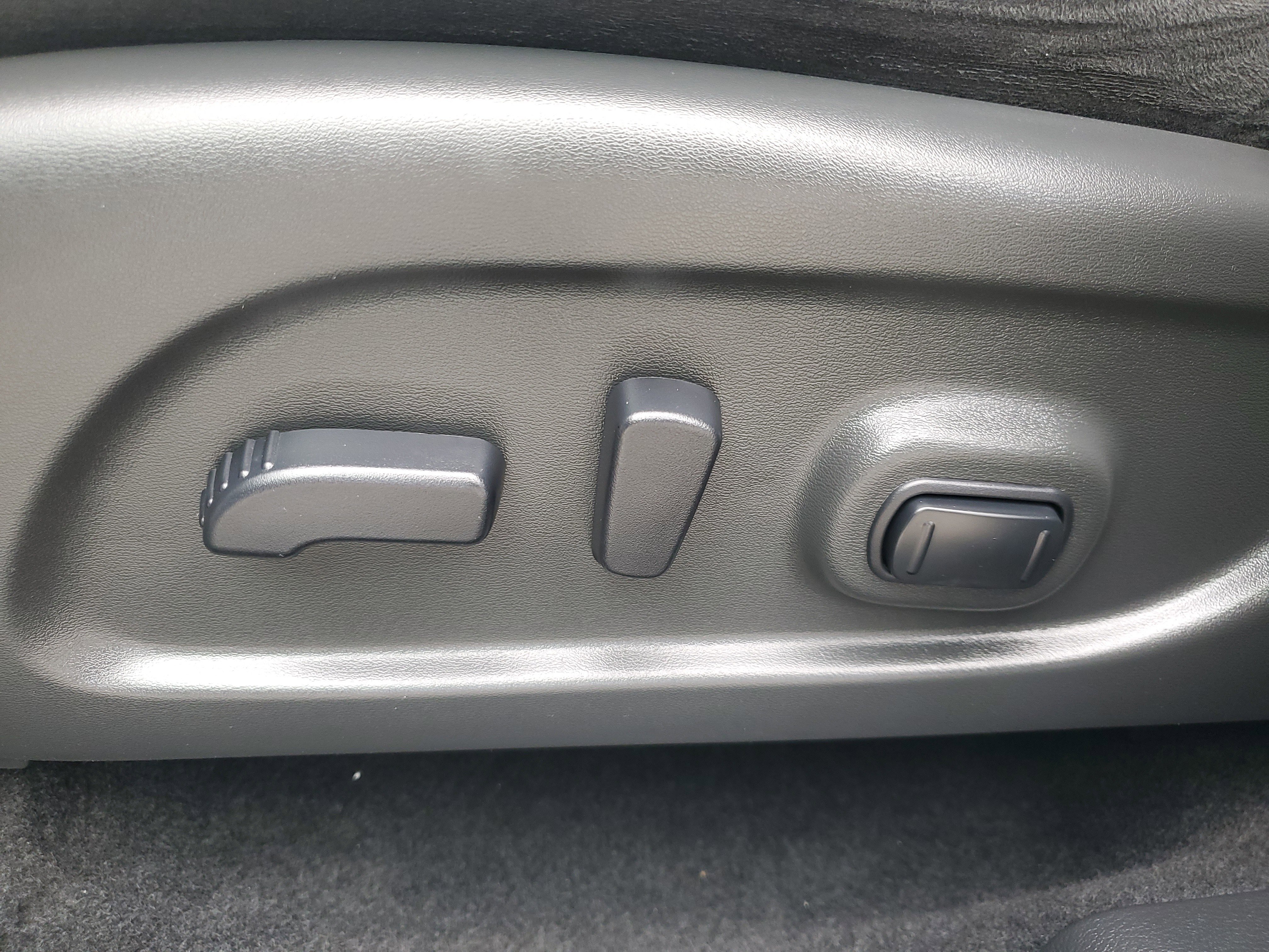 Used 2020 Nissan Murano SV image 10