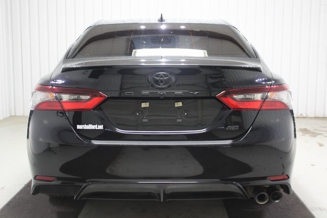 Used 2023 Toyota Camry SE image 5