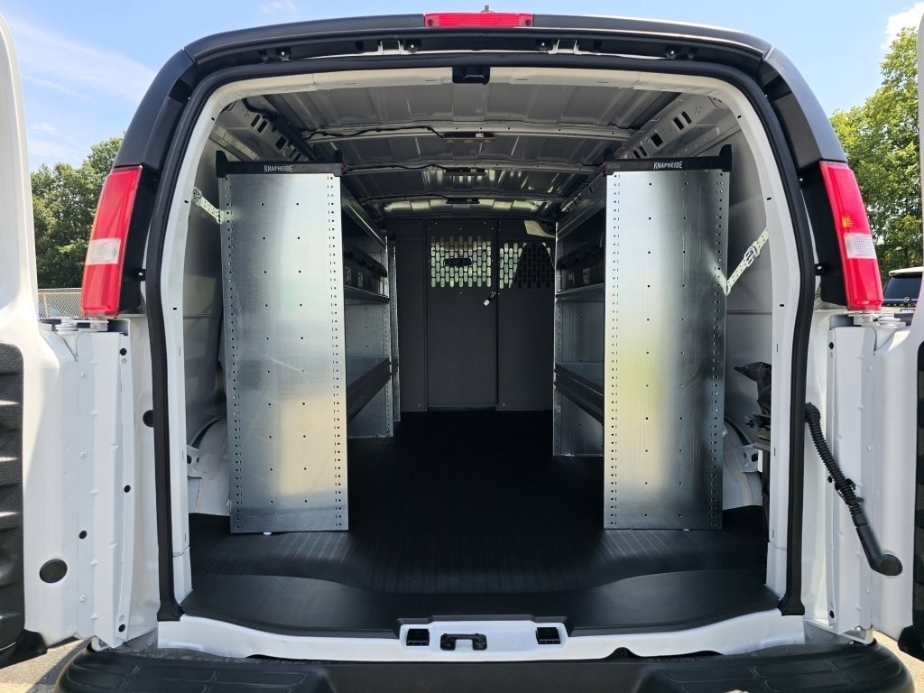 New 2025 Chevrolet Express 2500 w/ Driver Convenience Package RWD image 9