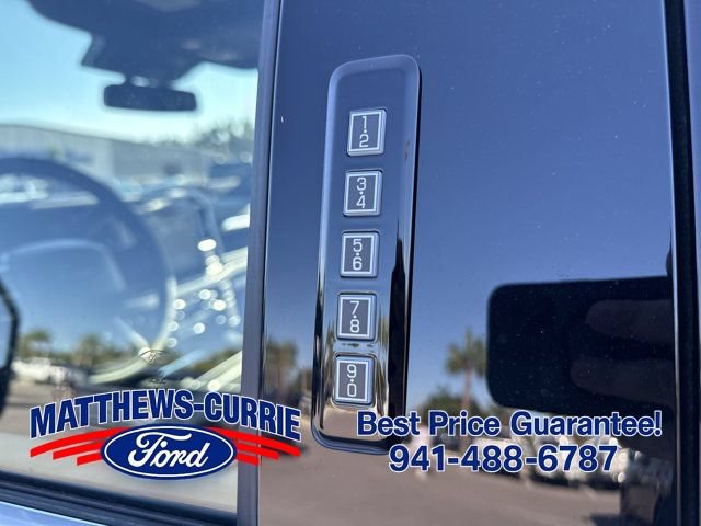 New 2027 Ford F450 Platinum w/ FX4 Off-Road Package AWD/4WD image 9
