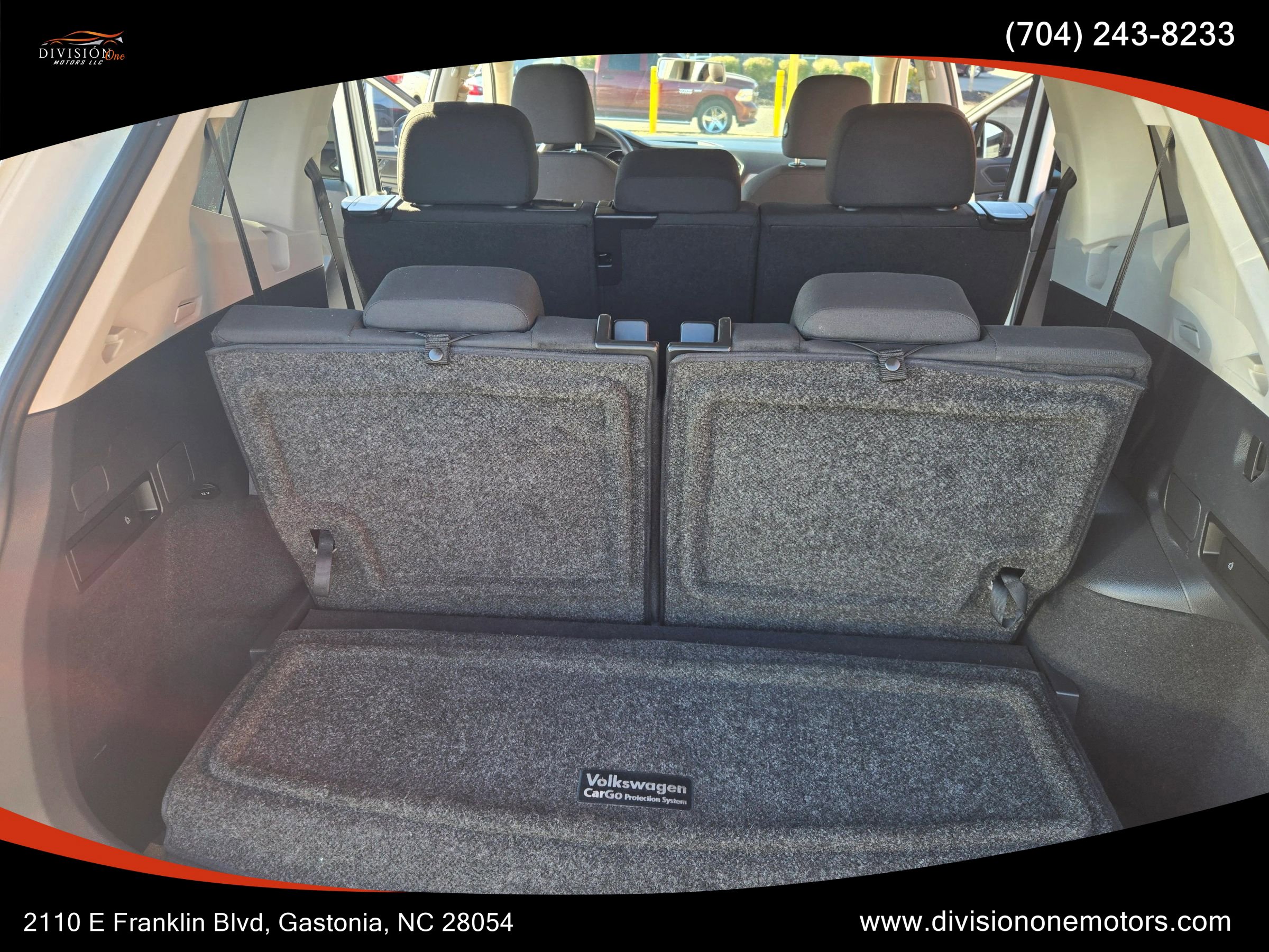 Used 2019 Volkswagen Tiguan S w/ Driver Assistance Package image 11