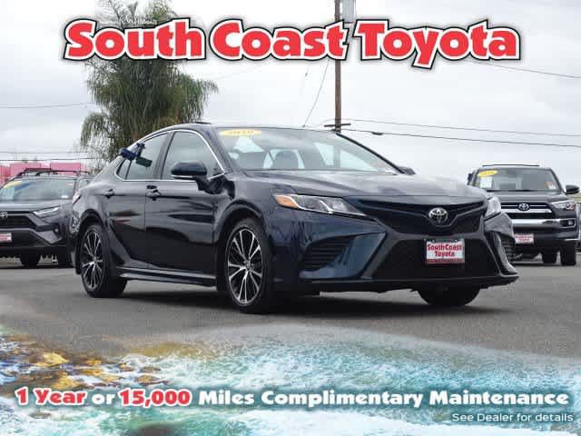 Used 2020 Toyota Camry SE w/ Convenience Package FWD image 1