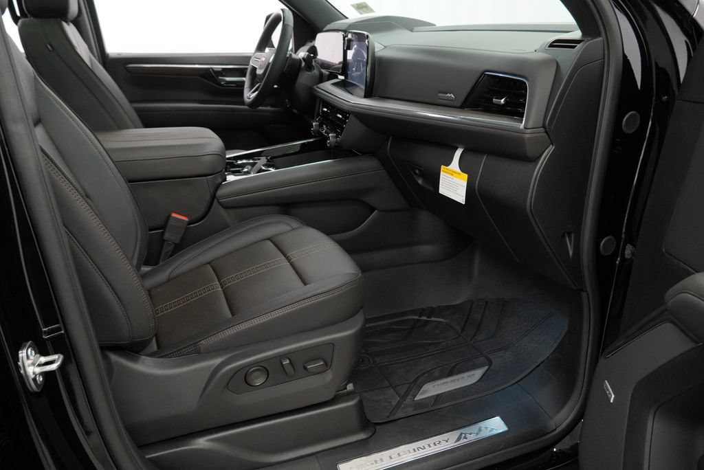 New 2026 Chevrolet Suburban High Country AWD/4WD image 36