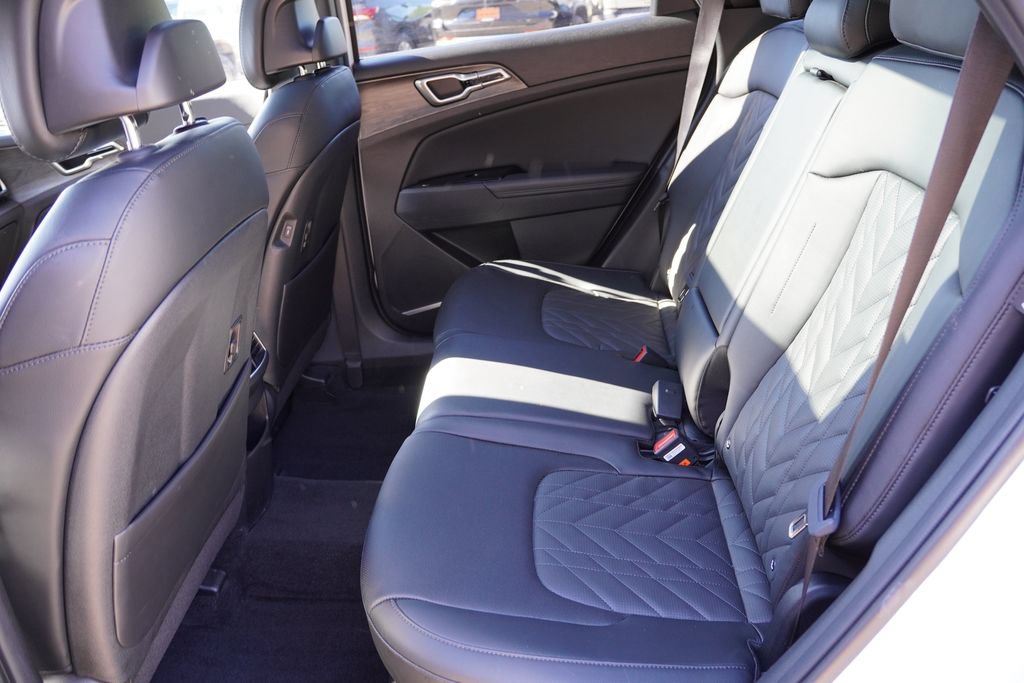 Certified 2024 Kia Sportage X-Line w/ X-Line Premium Package AWD/4WD image 17