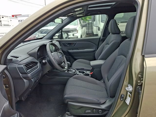 Certified 2025 Subaru Forester Premium AWD/4WD image 10