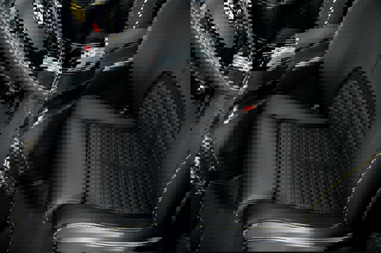 Used 2025 Ferrari Purosangue image 27