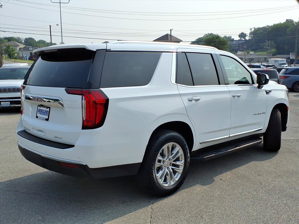 Used 2024 GMC Yukon SLT AWD/4WD image 4
