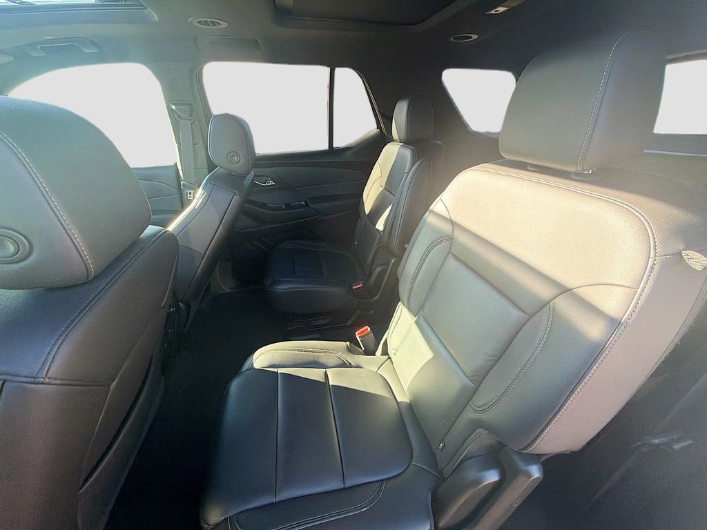 Used 2023 Chevrolet Traverse LT w/ LT Premium Package image 26