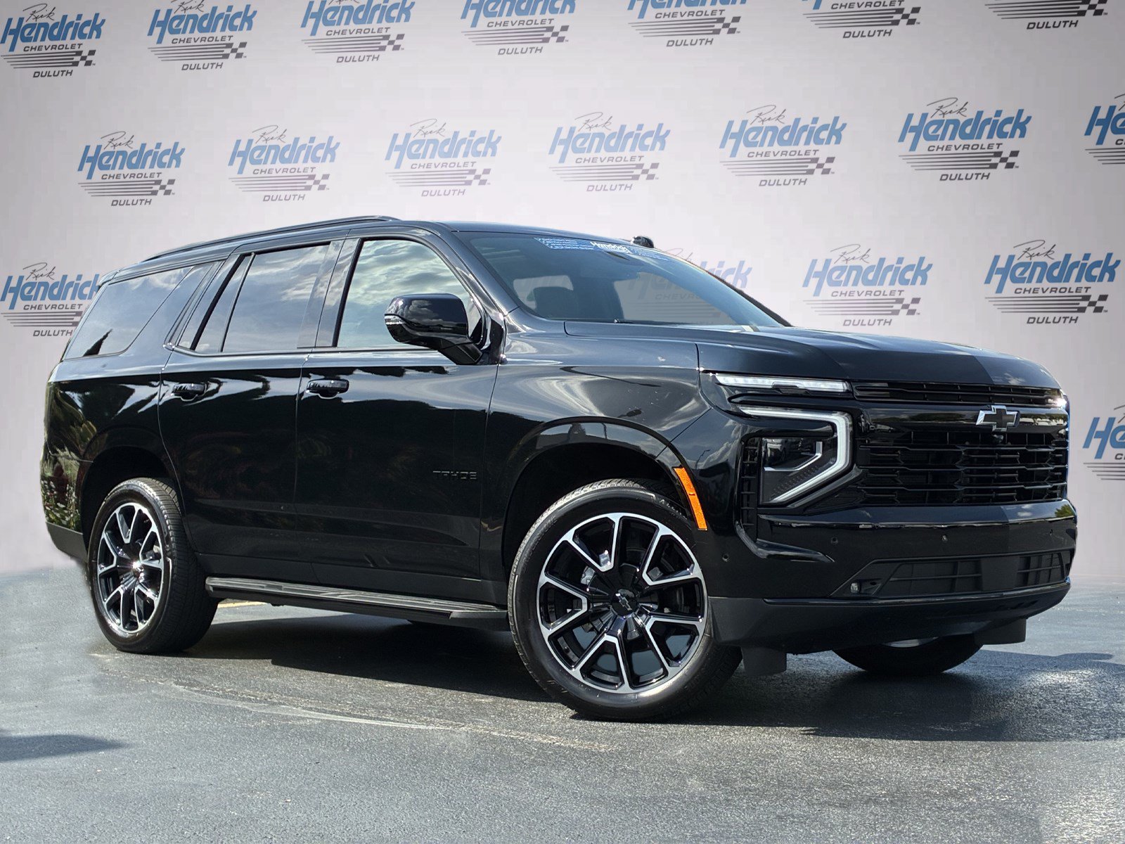 Used 2025 Chevrolet Tahoe RST w/ Comfort Package RWD image 2