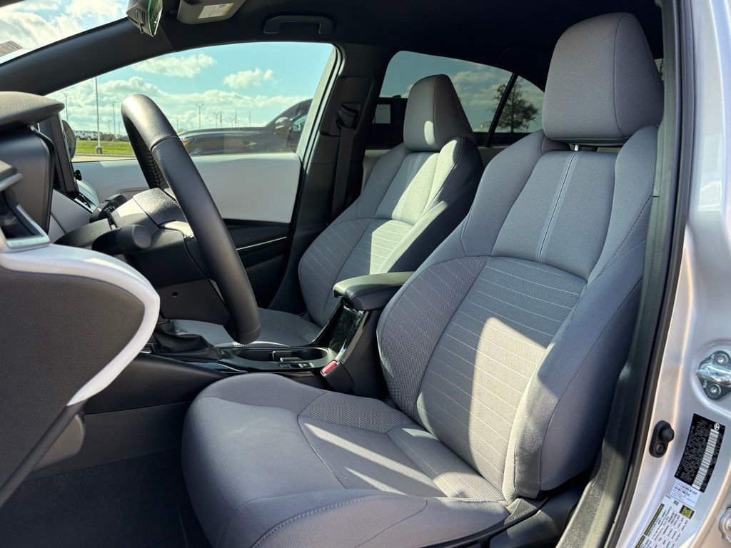 Certified 2025 Toyota Corolla SE image 11
