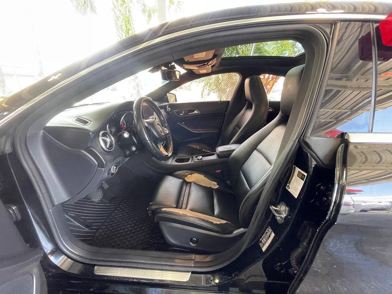 Used 2018 Mercedes-Benz CLA 250 4MATIC image 7
