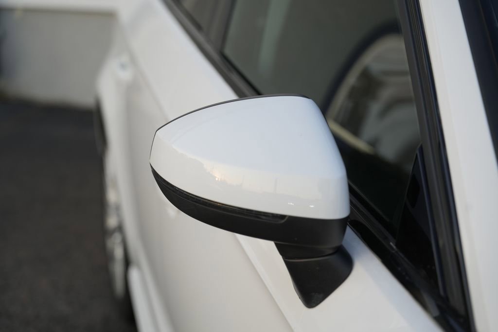 Used 2016 Audi A3 e-tron Premium Plus image 11