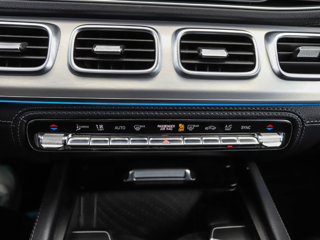 Used 2020 Mercedes-Benz GLE 350 4MATIC image 20