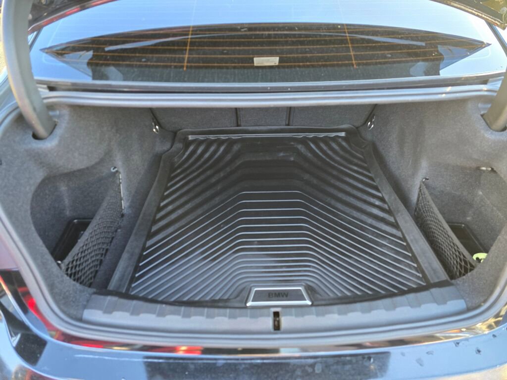 Used 2019 BMW 330i Sedan image 30