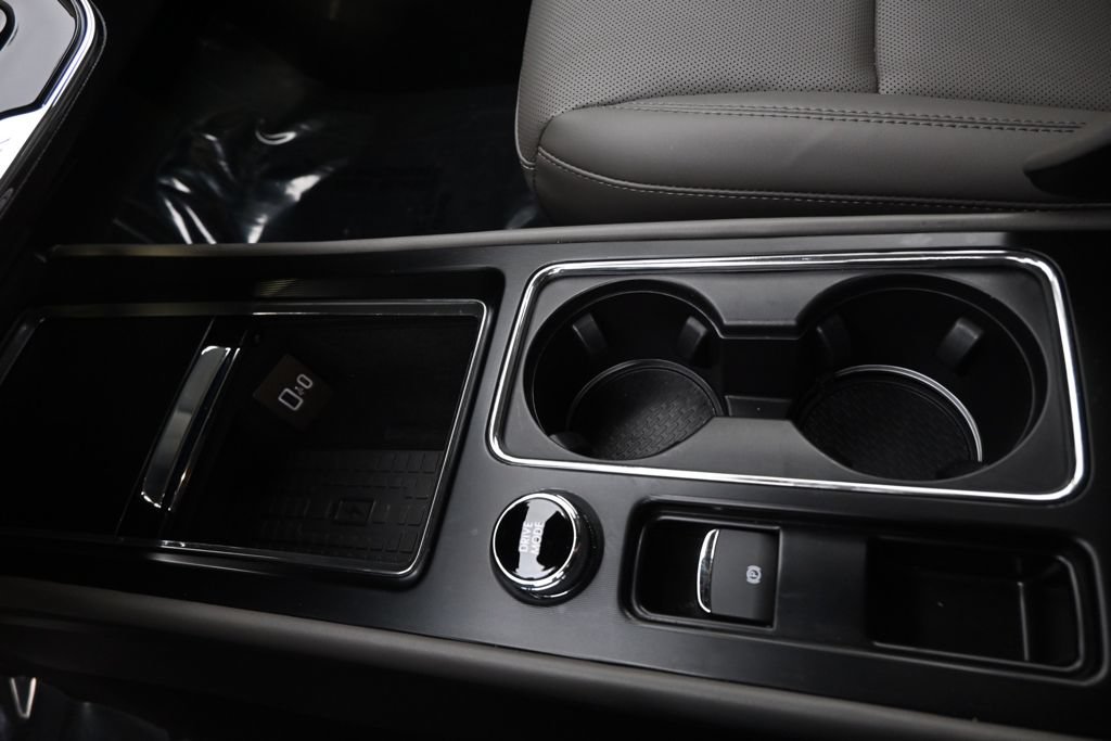 Used 2026 Lincoln Corsair Premiere AWD/4WD image 31