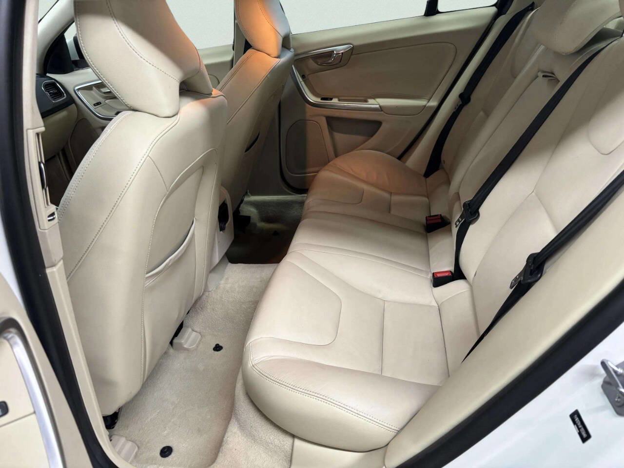 Used 2015 Volvo S60 T5 Premier image 14