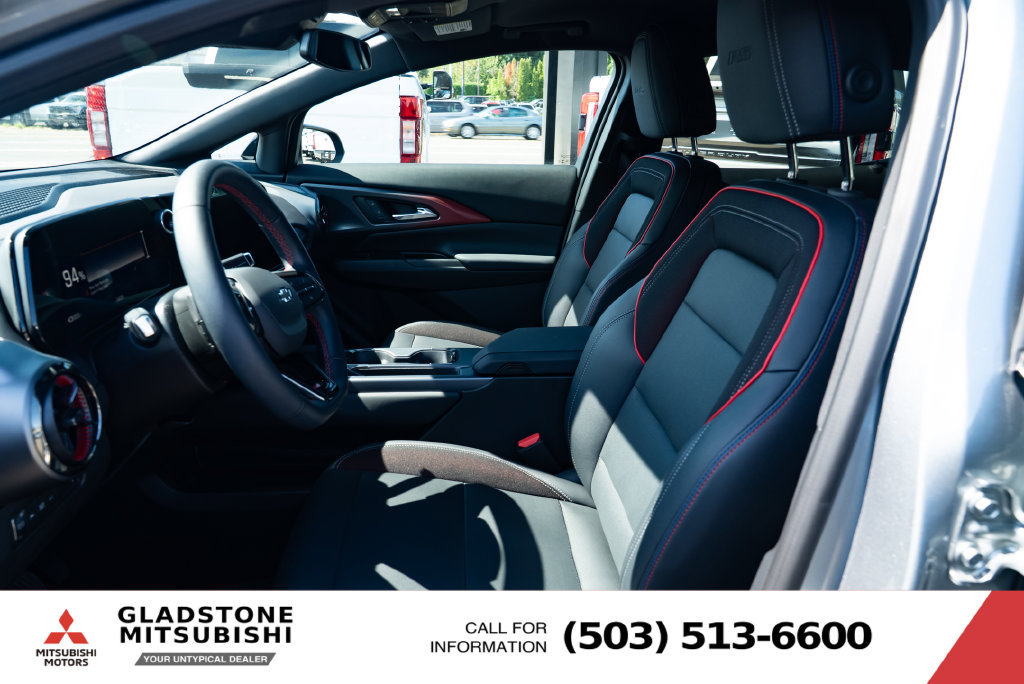 Used 2024 Chevrolet Equinox EV RS FWD image 18