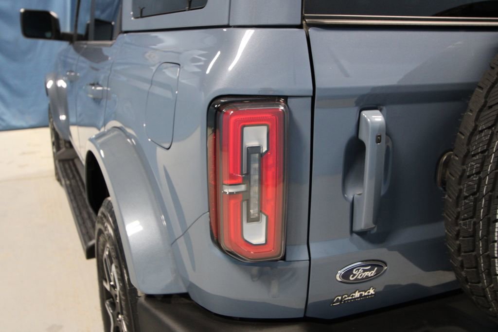 Used 2025 Ford Bronco Outer Banks image 36