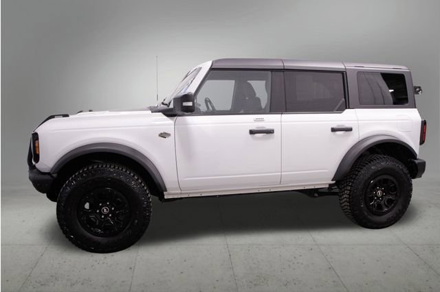 Used 2022 Ford Bronco Wildtrak image 2