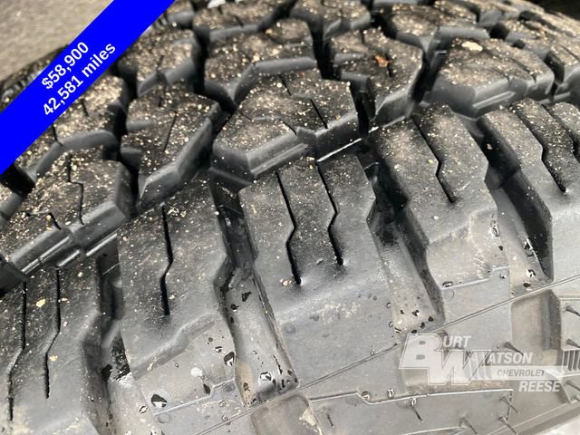 Used 2024 Chevrolet Silverado 2500 LTZ w/ LTZ Premium Package image 16