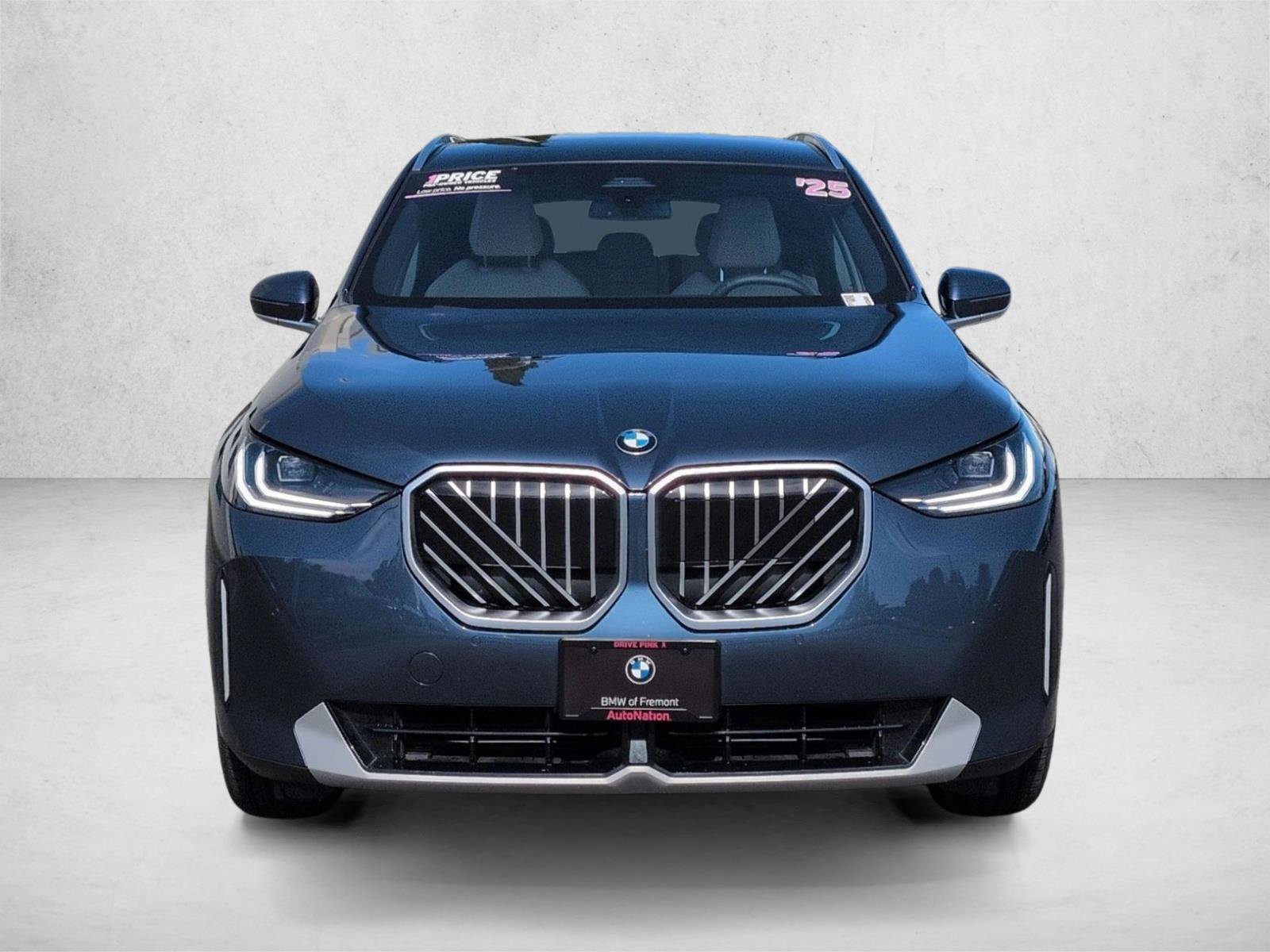 Used 2025 BMW X3 xDrive30 w/ Convenience Package AWD/4WD image 2
