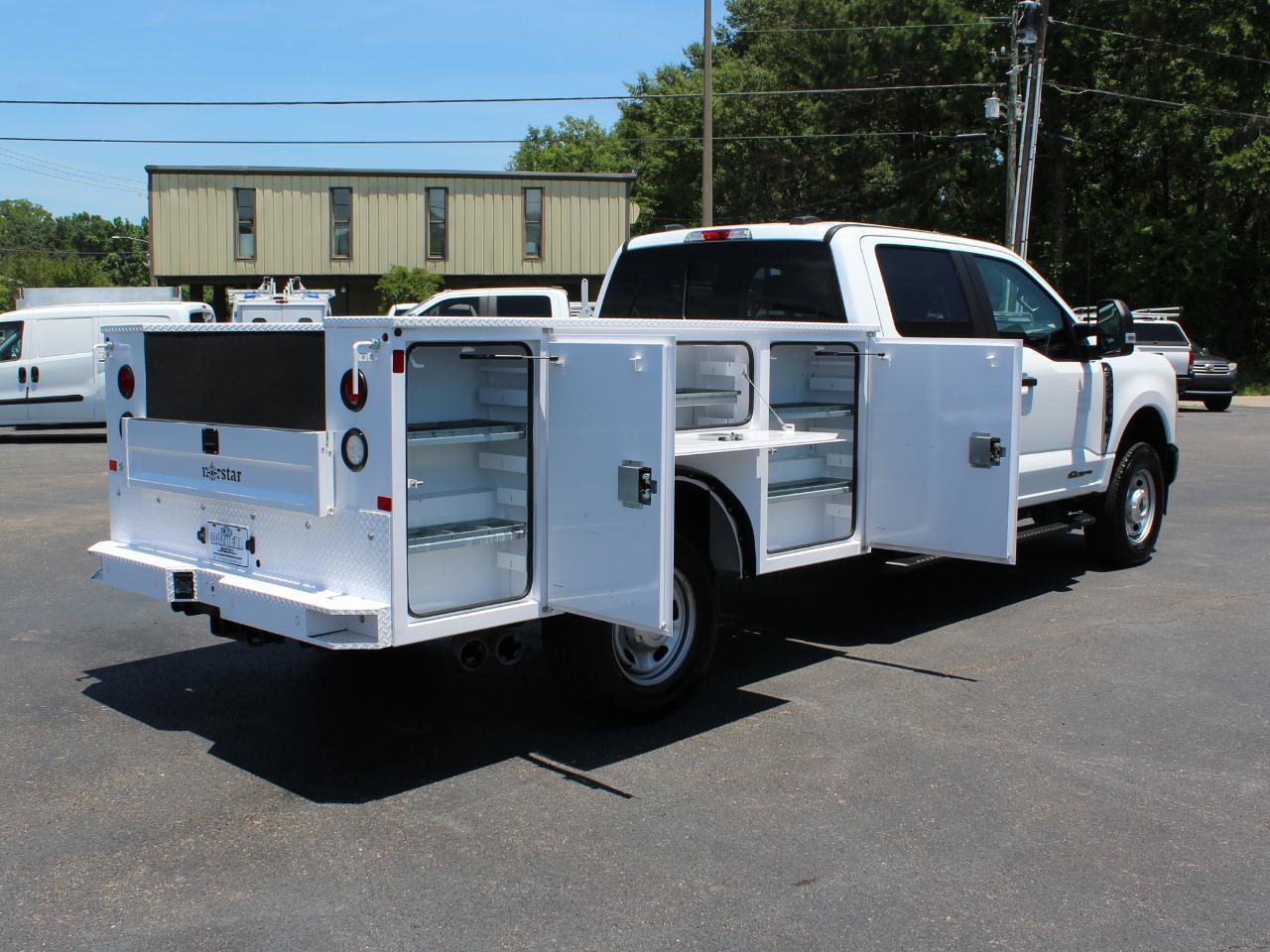 Used 2025 Ford F250 XL w/ FX4 Off-Road Package AWD/4WD image 16
