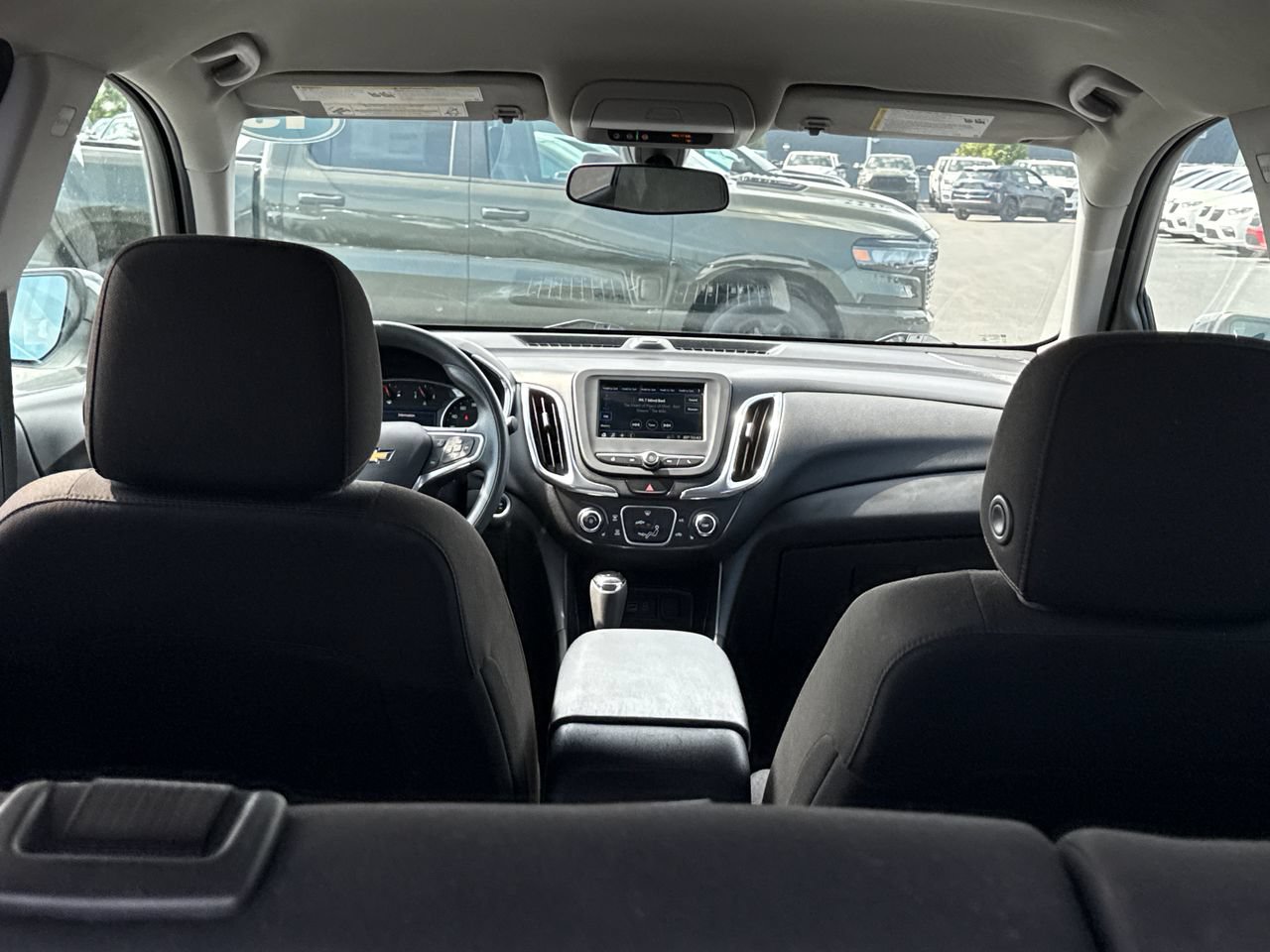 Used 2019 Chevrolet Equinox LT w/ LPO, Blackout Package FWD image 10