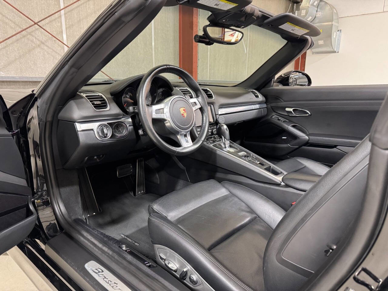 Used 2015 Porsche Boxster S image 24