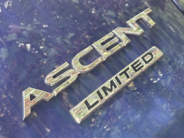 Used 2026 Subaru Ascent Limited w/ Popular Package #2 AWD/4WD image 9