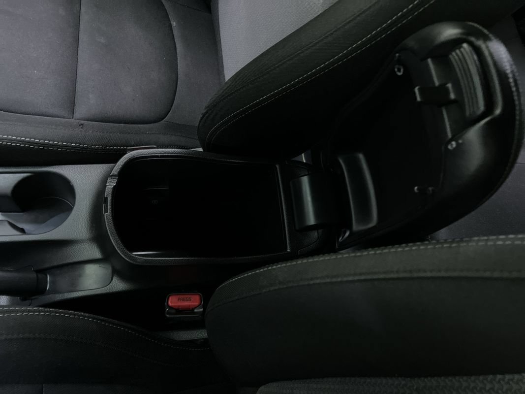 Used 2018 Kia Soul + w/ Audio Package FWD image 26