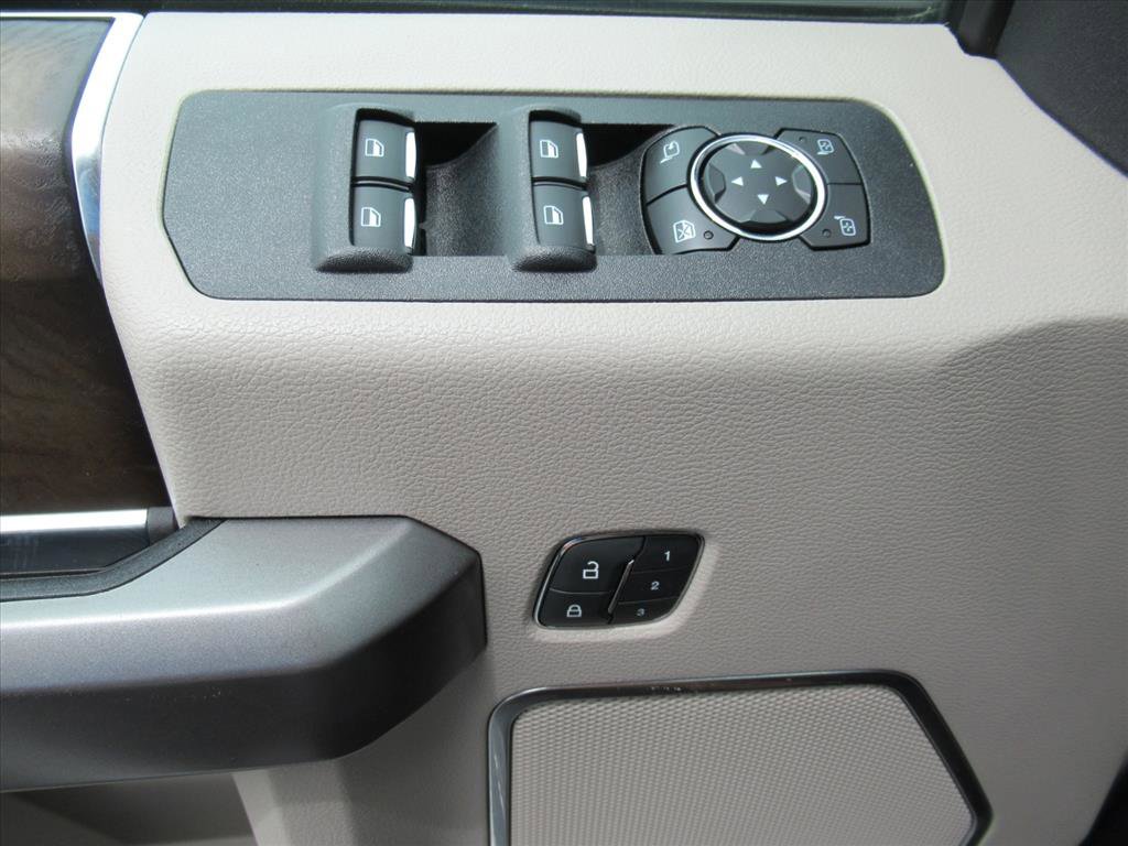 Used 2020 Ford F150 Limited w/ Trailer Tow Package image 21