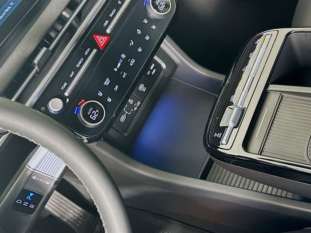 New 2026 Hyundai Tucson Limited image 15