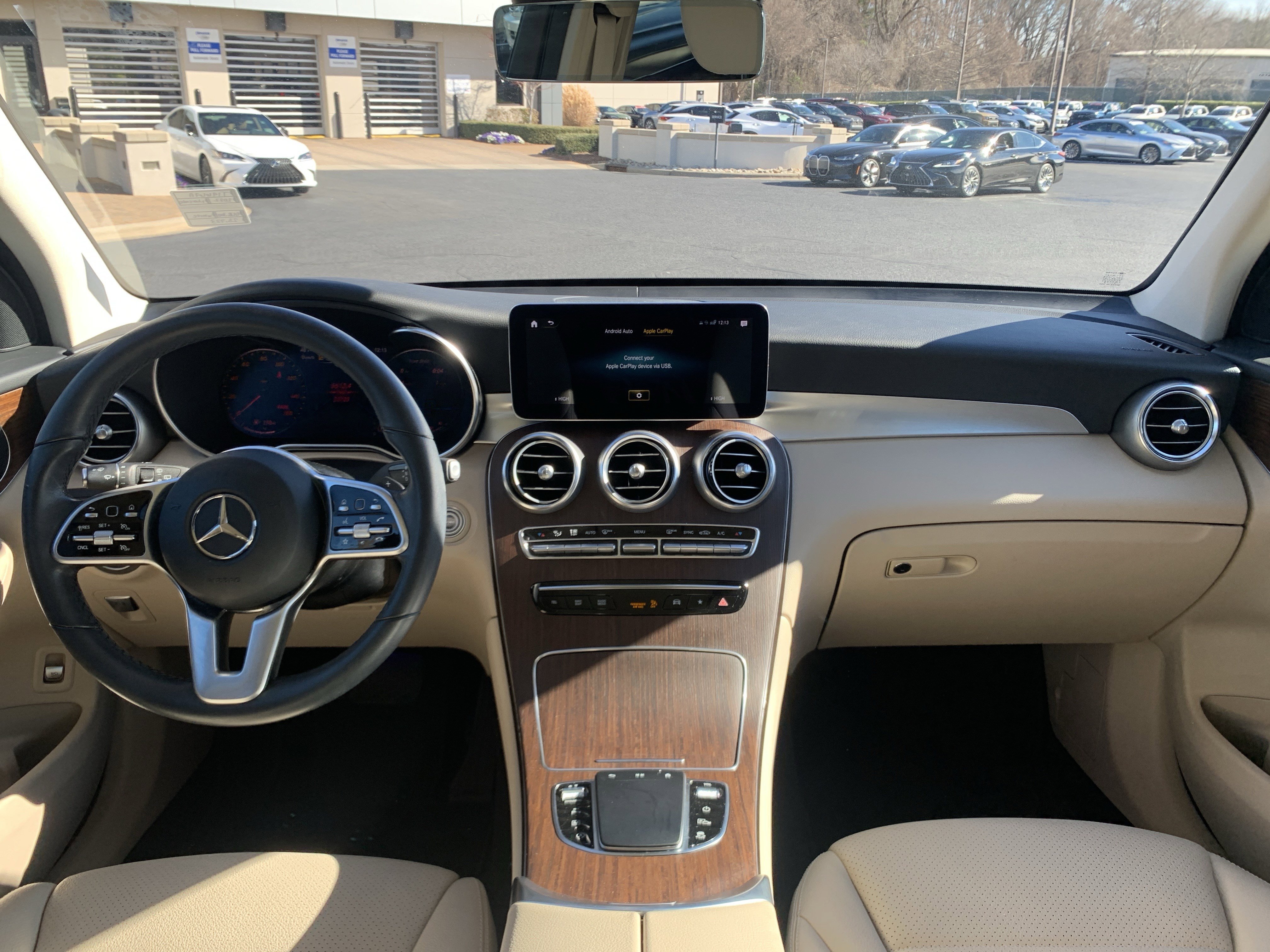 Used 2022 Mercedes-Benz GLC 300 4MATIC image 30