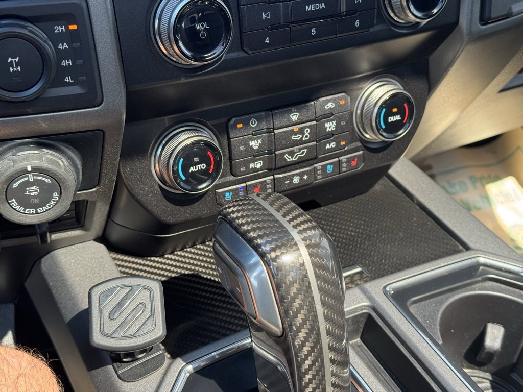 Used 2019 Ford F150 Raptor w/ Equipment Group 802A Luxury image 15