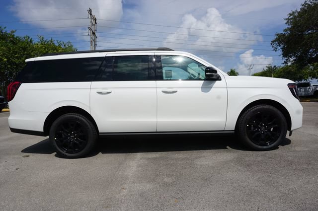 New 2027 Ford Expedition Max Platinum AWD/4WD image 16