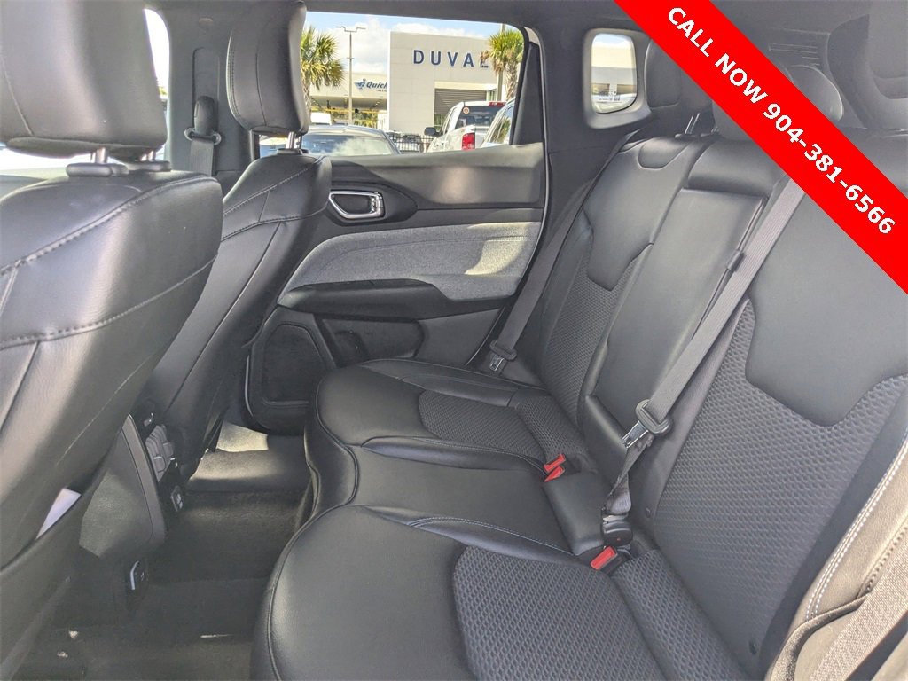Used 2024 Jeep Compass Latitude image 13