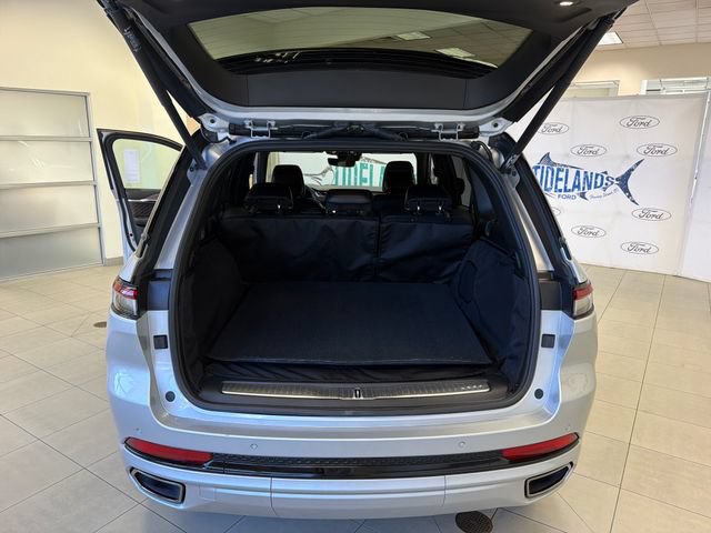 Used 2025 Jeep Grand Cherokee Summit w/ Obsidian Package AWD/4WD image 10