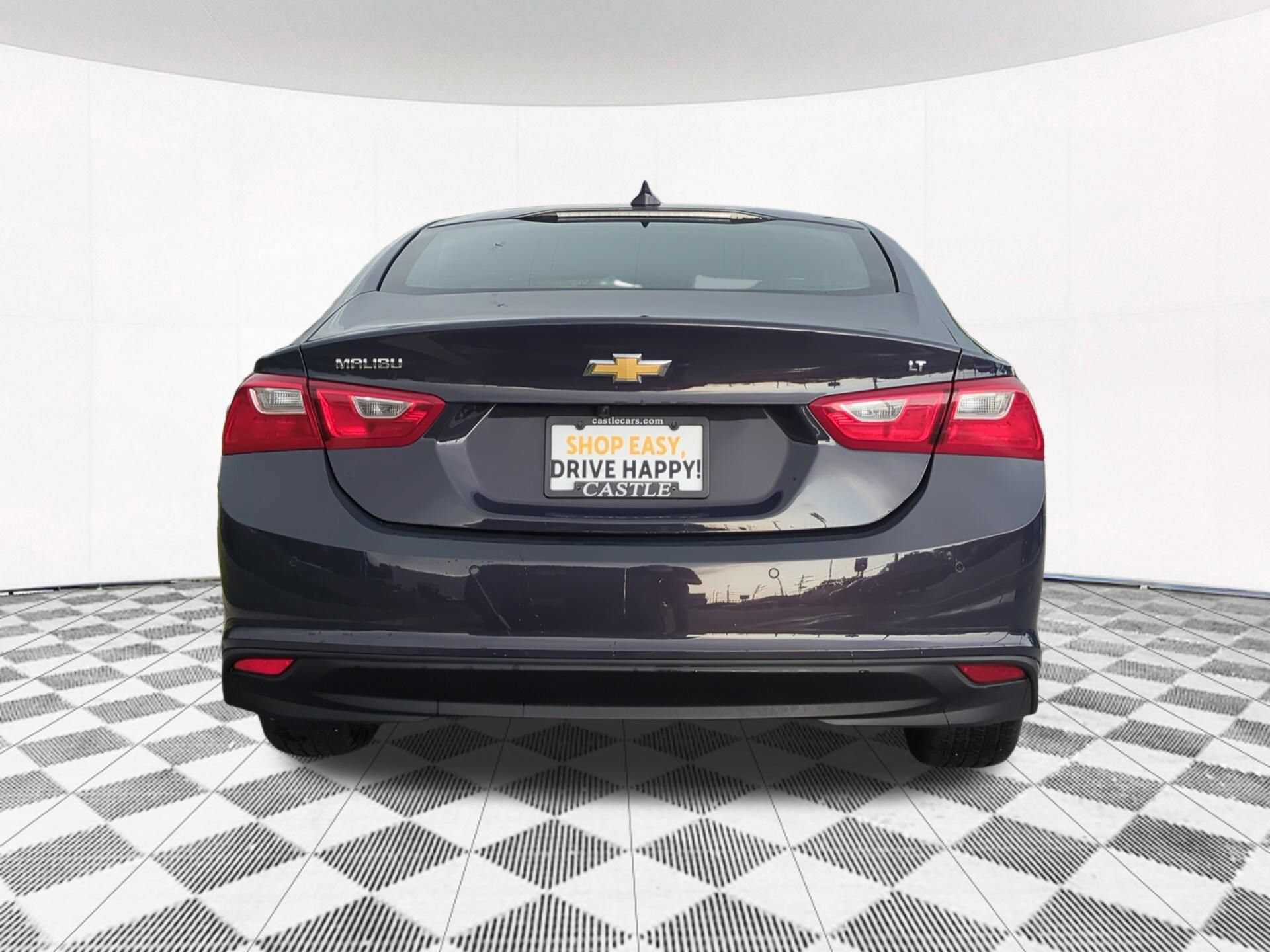 Used 2025 Chevrolet Malibu LT FWD image 5