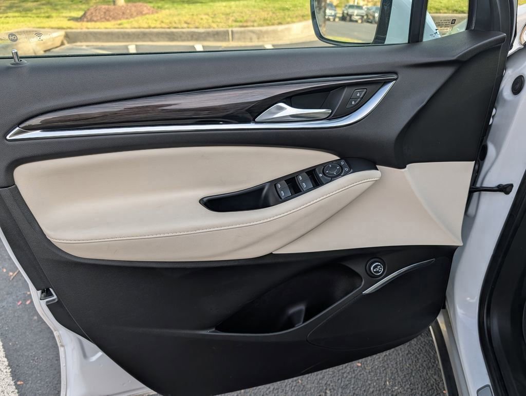 Used 2023 Buick Enclave Essence w/ Experience Buick Package image 21