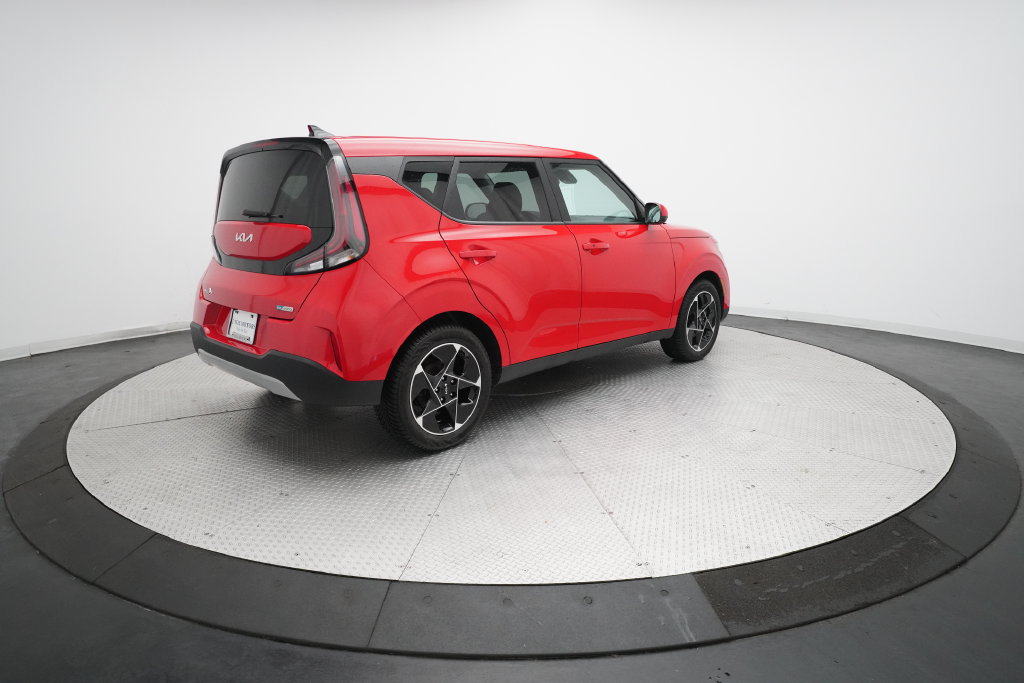 Used 2023 Kia Soul EX FWD image 34