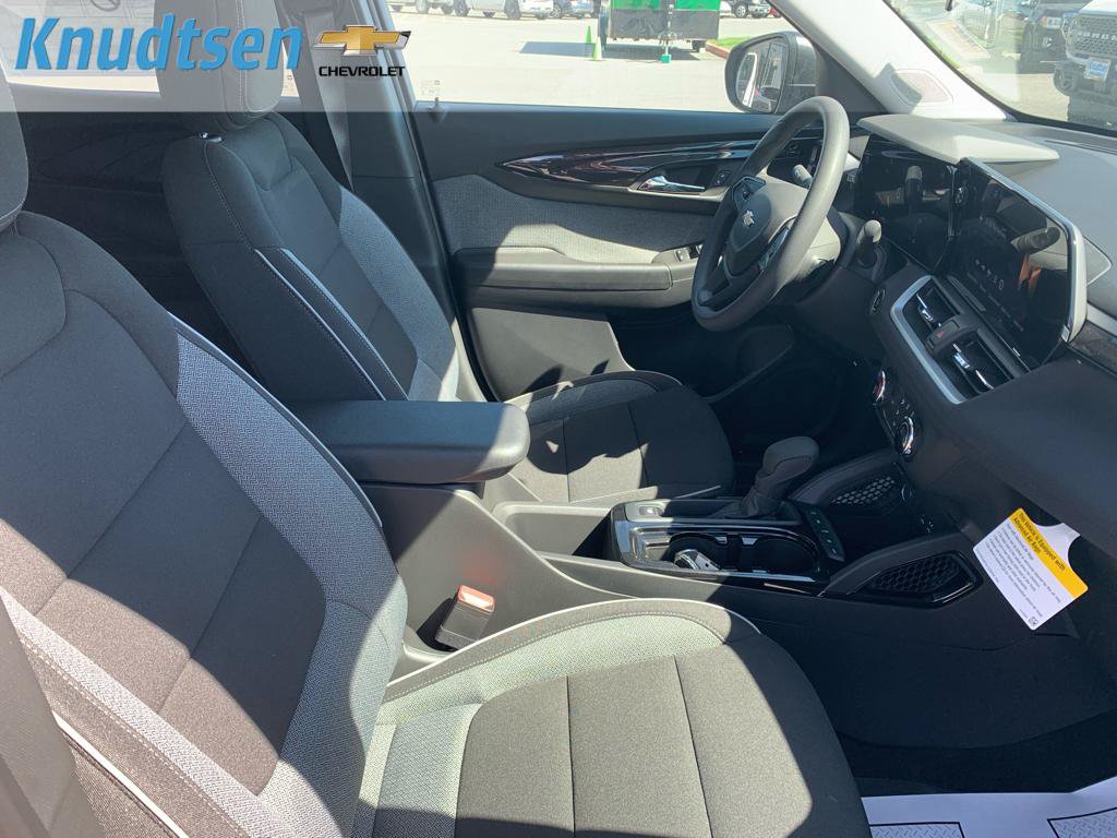 New 2026 Chevrolet TrailBlazer LS w/ LS Convenience Package AWD/4WD image 11